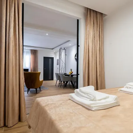 Apartment Petra & Rustic